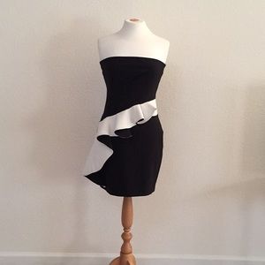 Zara woman black and white strapless dress